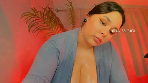 Snapshot of katee_bloss chatting on 01-04-25, 02:14 Nice to meet you  online show from 01-04-25, 02:14