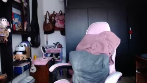 Kateeen18 online show from 12-22-25, 09:56