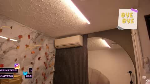 Im Katherine but call me Kate  online show from 12-17-25, 12:00