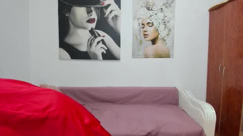 Anna online show from 09-13-25, 04:01