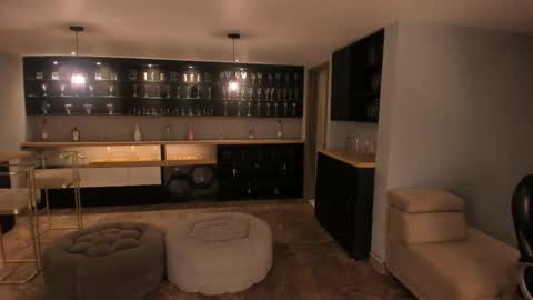 K A T E  online show from 01-08-26, 08:16