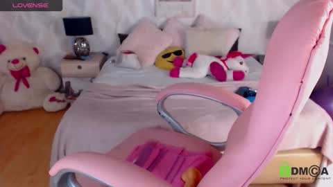 katy online show from 11-15-25, 09:43