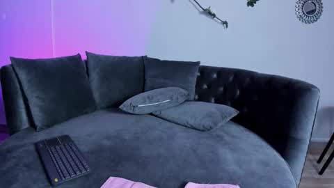 KATHE ANDERSON online show from 11-27-25, 03:03