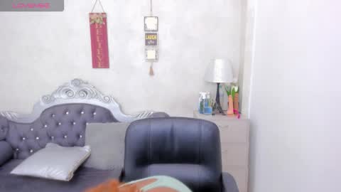 katherin online show from 12-19-25, 05:09