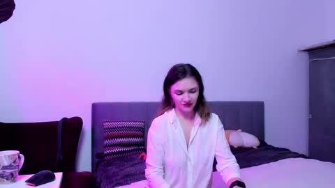 Katherine online show from 10-31-25, 03:57