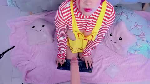 Kathia  online show from 02-06-25, 03:48