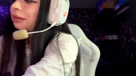 Luna online show from 03-07-26, 03:31