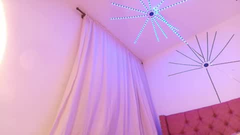 Katherine  online show from 09-18-25, 09:39