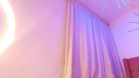 Katherine  online show from 09-25-25, 11:30