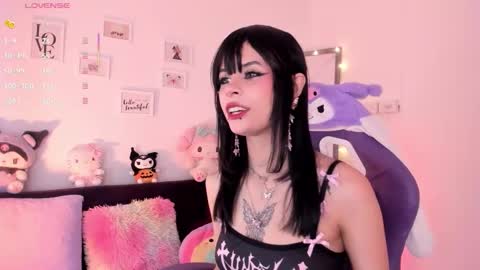 Snapshot of kathybecker chatting on 11-19-25, 03:56 Katherine online show from 11-19-25, 03:56