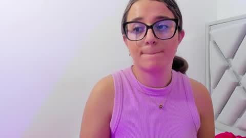 Khaterine online show from 01-24-25, 04:17