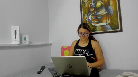 Khaterine online show from 02-25-25, 11:55