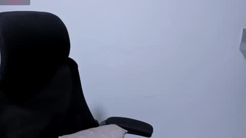 Katia  online show from 02-25-26, 05:22