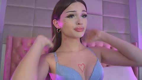 Katia online show from 12-19-25, 04:41