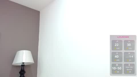 Katia Foster online show from 11-29-25, 12:08