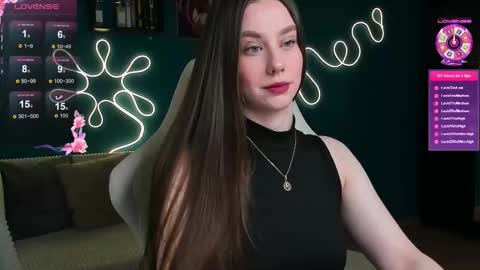Snapshot of katie_taylorr chatting on 10-23-25, 02:44 Katie online show from 10-23-25, 02:44