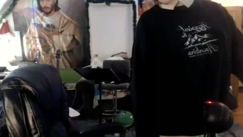 Katie online show from 01-15-25, 05:08