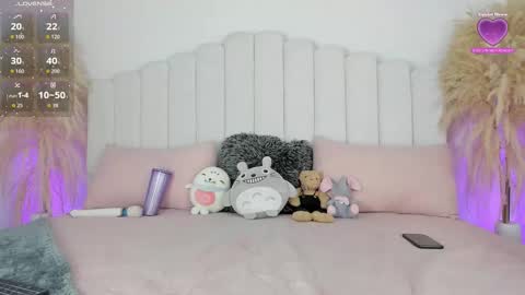 Katie  online show from 11-12-25, 08:52