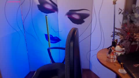 Katie online show from 11-26-25, 05:41