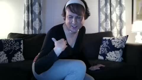 katieutopia online show from 02-10-26, 04:27