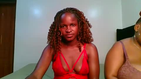 Snapshot of katirna chatting on 09-26-25, 02:43 Kate online show from 09-26-25, 02:43