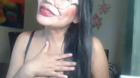 katiusca_horny2 online show from 02-17-25, 12:16