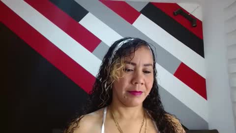 Snapshot of katiuska_xxx chatting on 11-30-25, 11:31 Katiuska online show from 11-30-25, 11:31