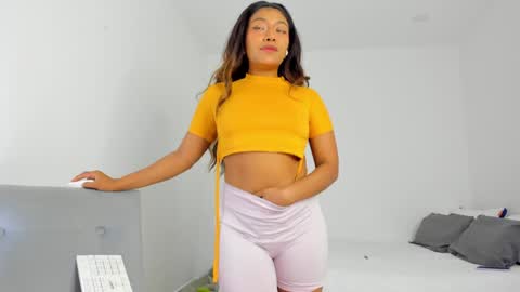 Follow me on instagram and twitter as correaktnees online show from 12-21-24, 10:39