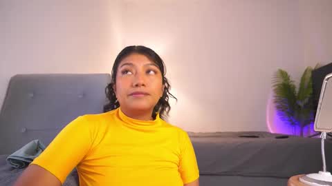 Snapshot of katnees_correa chatting on 01-15-26, 08:08 Follow me on instagram and twitter as correaktnees online show from 01-15-26, 08:08