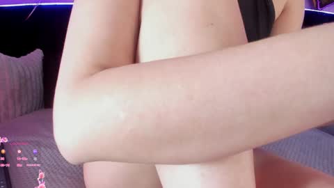 Snapshot of katniss_lovee_ chatting on 12-05-25, 05:05 .... Katniss .... online show from 12-05-25, 05:05