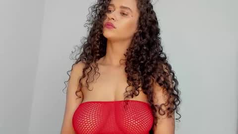 Snapshot of katrhin_66 chatting on 12-07-24, 04:53 Kathrin online show from 12-07-24, 04:53