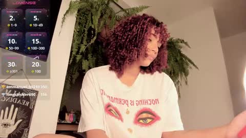 Snapshot of katrinaa_ricci chatting on 02-13-25, 08:17 Katrina Ricci online show from 02-13-25, 08:17