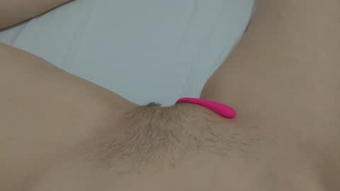 Snapshot of katrinna_arinna chatting on 01-15-25, 11:32 katrina dont forget to give me thumbs up online show from 01-15-25, 11:32