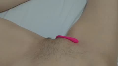 Snapshot of katrinna_arinna chatting on 01-19-25, 09:55 katrina dont forget to give me thumbs up online show from 01-19-25, 09:55