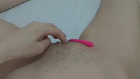 Snapshot of katrinna_arinna chatting on 01-20-25, 09:24 katrina dont forget to give me thumbs up online show from 01-20-25, 09:24