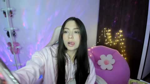 Snapshot of katrinrosex chatting on 12-09-24, 12:01 Katrin  online show from 12-09-24, 12:01