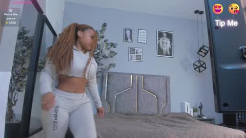 Katerine online show from 02-06-25, 03:37