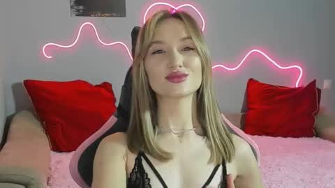 KattyFillHot online show from 10-27-25, 04:38