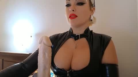 KatuhaX online show from 10-04-25, 10:52