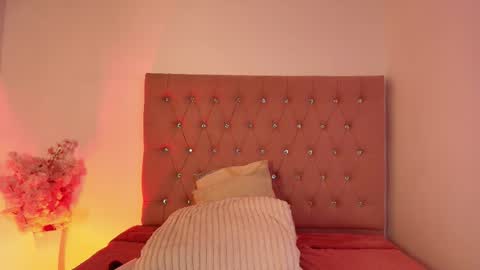 Katy Van online show from 11-24-25, 08:47