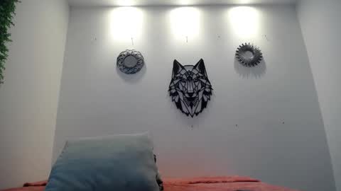 Katy Van online show from 11-24-25, 08:52