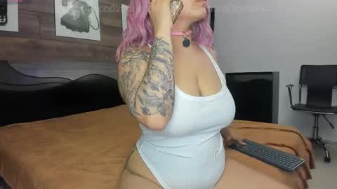 salo  online show from 11-20-25, 01:33