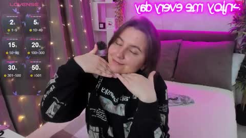 Kate online show from 11-23-25, 05:51