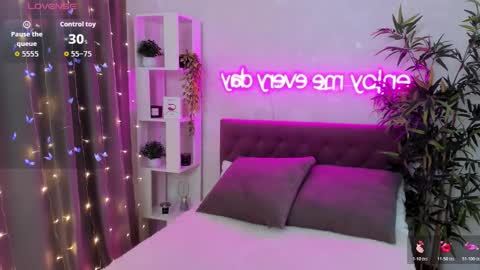 Kate online show from 01-11-26, 05:12