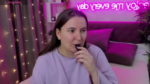 Kate online show from 04-16-26, 06:25