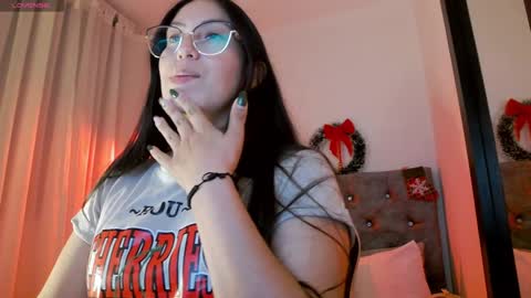 Snapshot of katybelladonna chatting on 01-03-25, 12:00 KATY online show from 01-03-25, 12:00