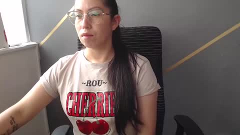 Snapshot of katybelladonna chatting on 03-02-25, 01:27 KATY online show from 03-02-25, 01:27