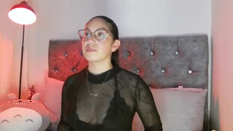 Snapshot of katybelladonna chatting on 03-08-25, 08:44 KATY online show from 03-08-25, 08:44