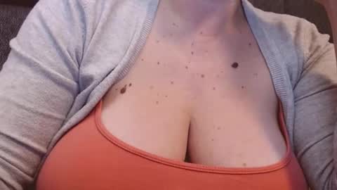 Snapshot of katynextdoor chatting on 12-02-24, 07:16 Katy online show from 12-02-24, 07:16