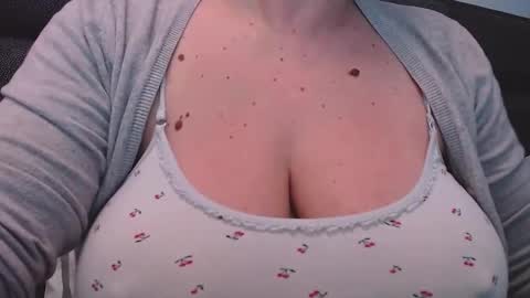 Snapshot of katynextdoor chatting on 02-16-25, 06:54 Katy online show from 02-16-25, 06:54